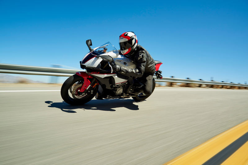Illustration for article titled This Is The 2016 Yamaha R1S And You Should Buy It Instead Of The R1